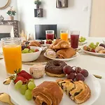 Le Refuge, Pet Friendly, Free Parking *